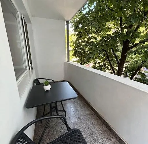 Vlado And Tedi Апартаменти